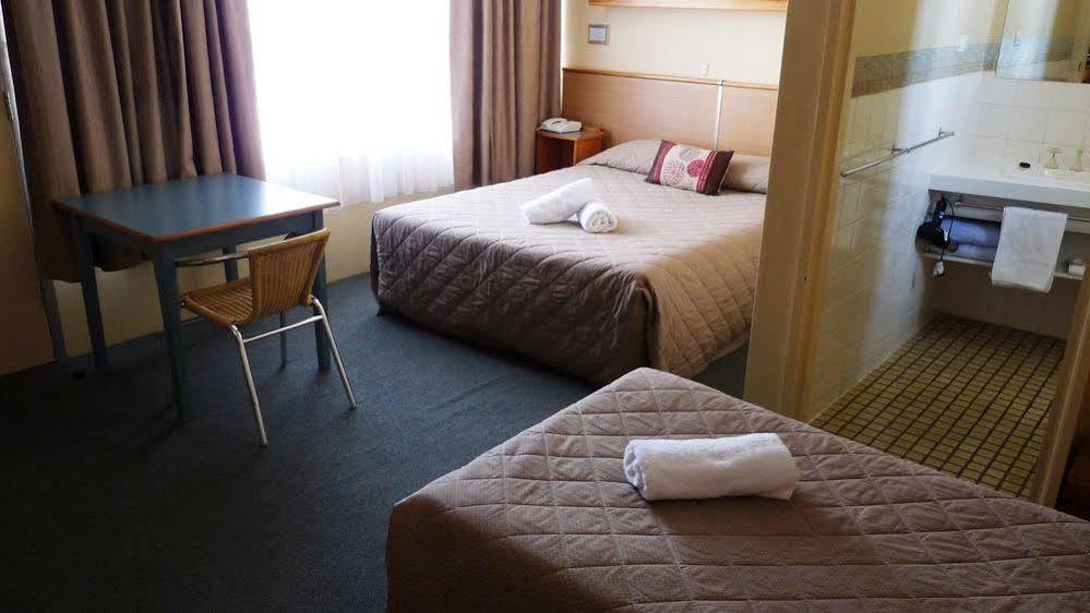 Loddon River Motel Kerang Esterno foto
