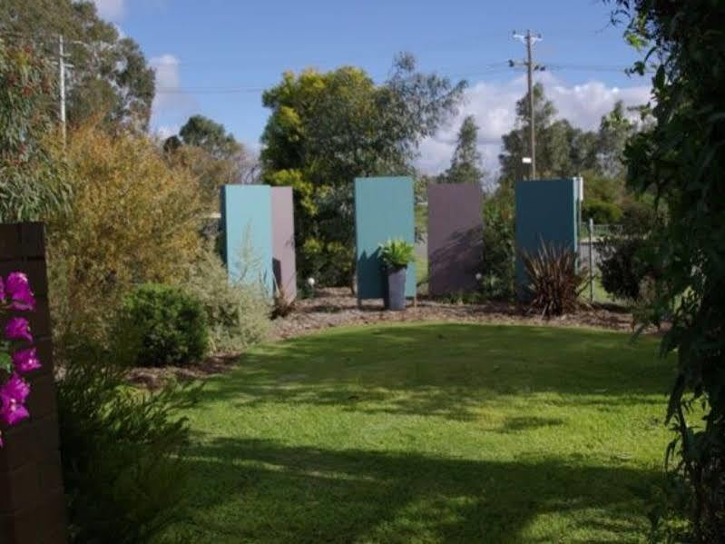 Loddon River Motel Kerang Esterno foto